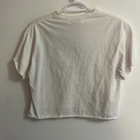 Budweiser Crop - Picture 2 of 3